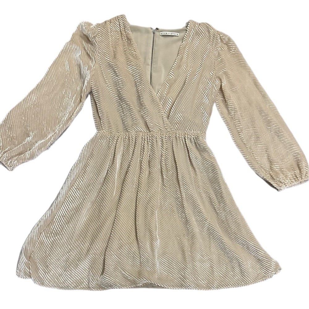 Alice + Olivia Nude Rania Wrap Style Dress/Size: 2